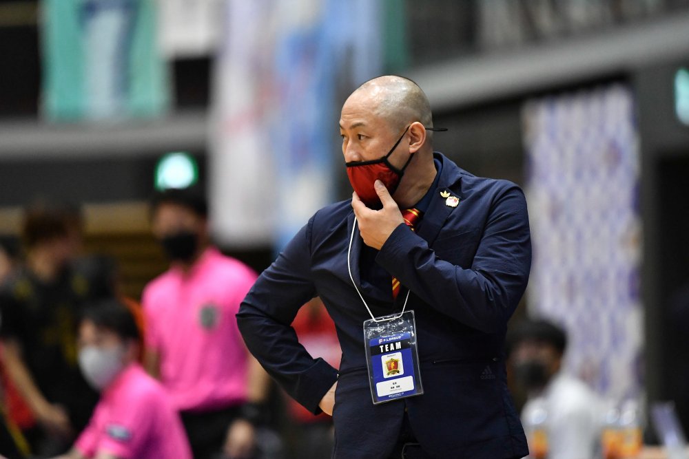 【F1】昨季残留を争った横浜に完敗の長野　横澤直樹監督「相手の勢いが選手たちの予想以上だった」